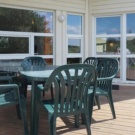 4 Star In Friedrichkoog