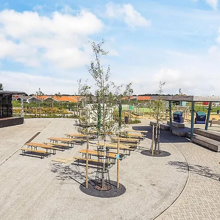 4 Star In Friedrichkoog Friedrichskoog-Spitz